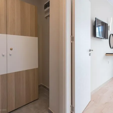 Sea Stories דירה וארנה