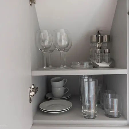 Sea Stories * וארנה